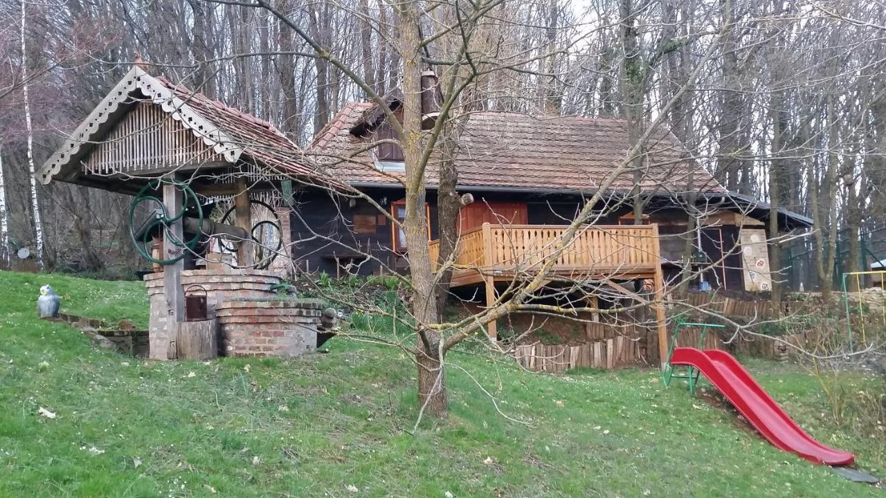 Country House With A Pool In Medvednica Nature Park Zagreb Bagian luar foto