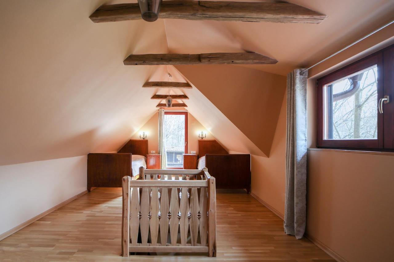 Country House With A Pool In Medvednica Nature Park Zagreb Bagian luar foto