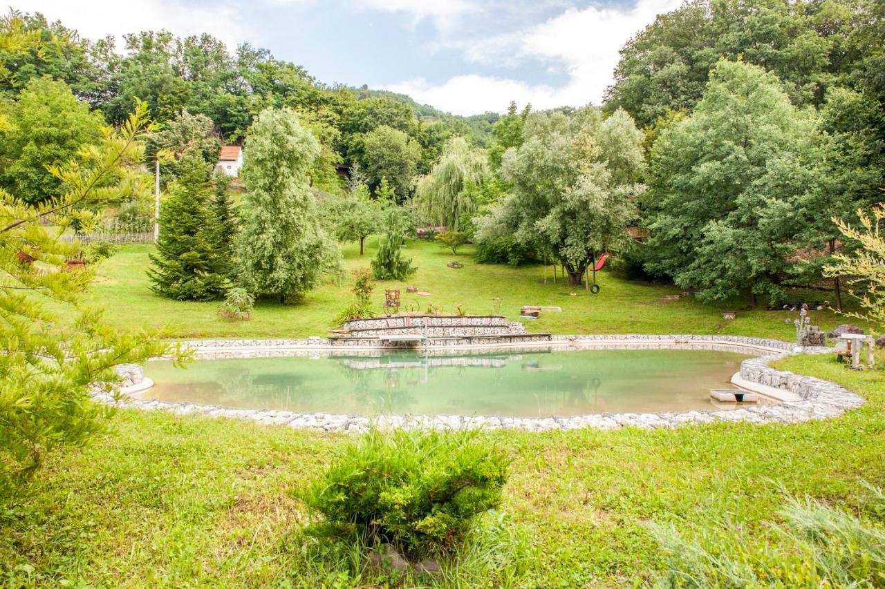 Country House With A Pool In Medvednica Nature Park Zagreb Bagian luar foto