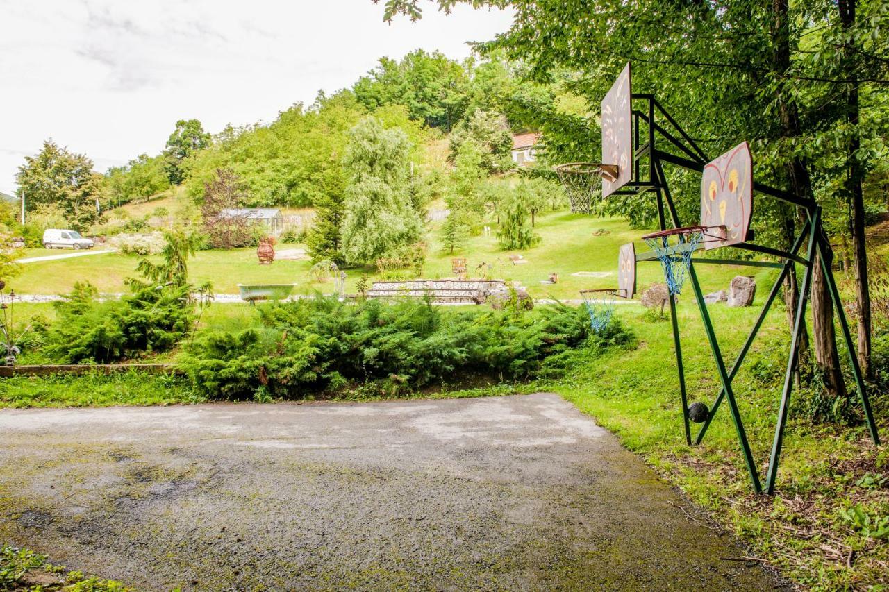 Country House With A Pool In Medvednica Nature Park Zagreb Bagian luar foto