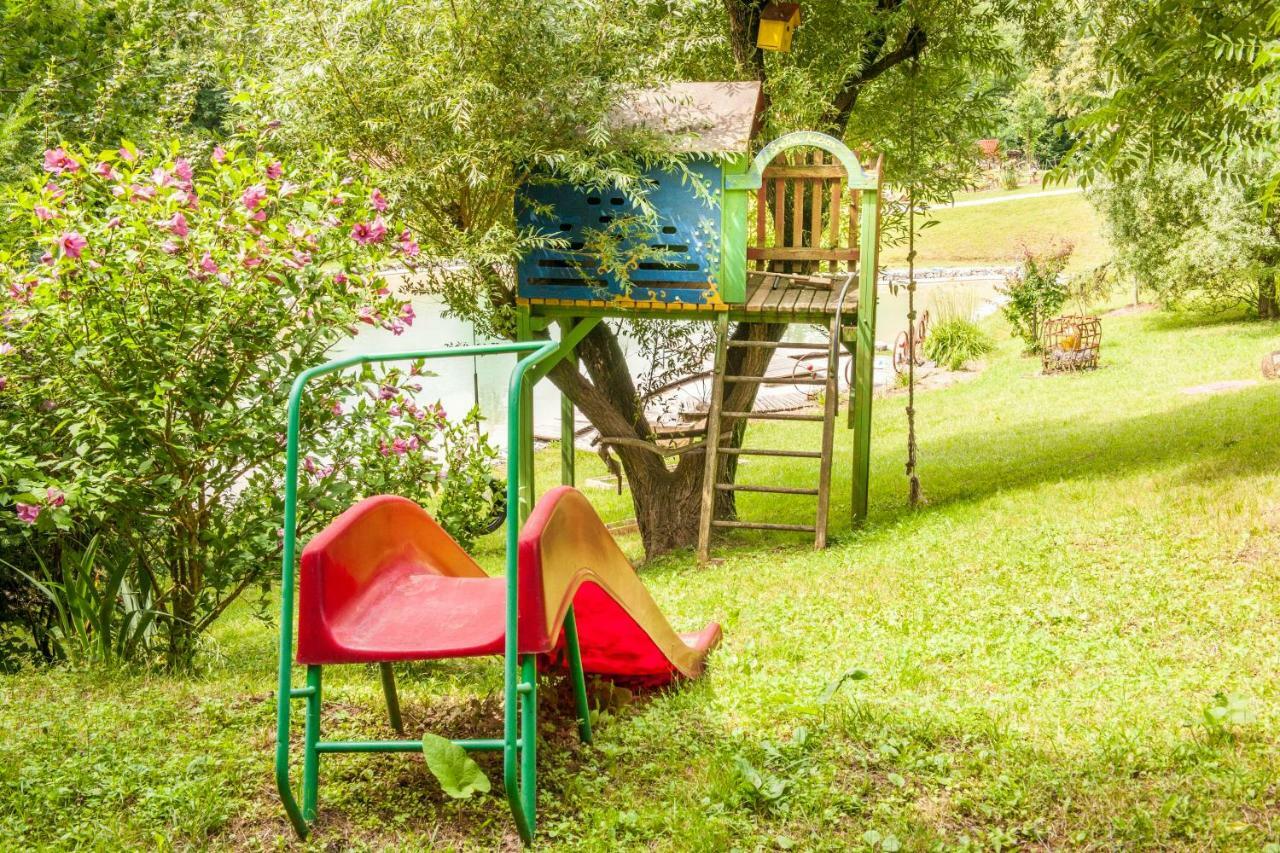 Country House With A Pool In Medvednica Nature Park Zagreb Bagian luar foto
