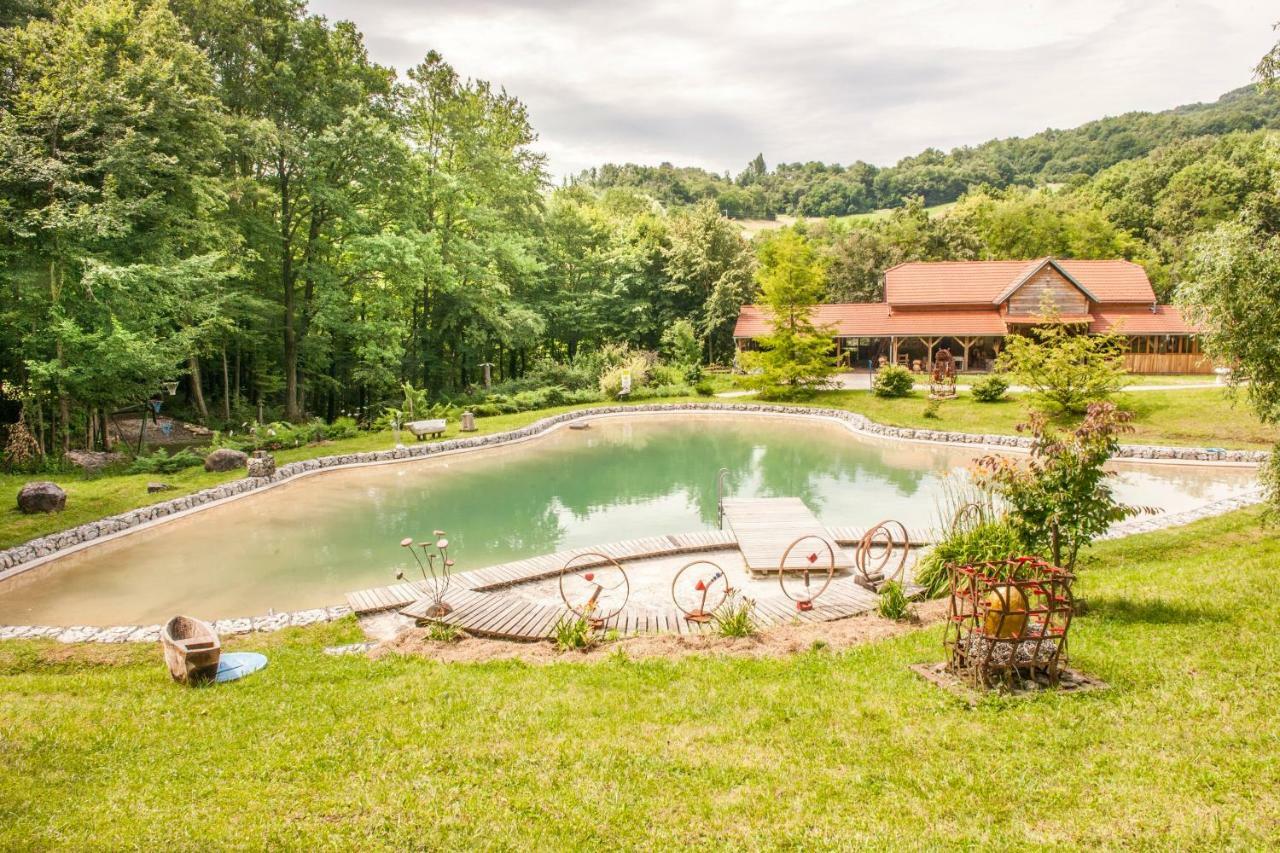 Country House With A Pool In Medvednica Nature Park Zagreb Bagian luar foto