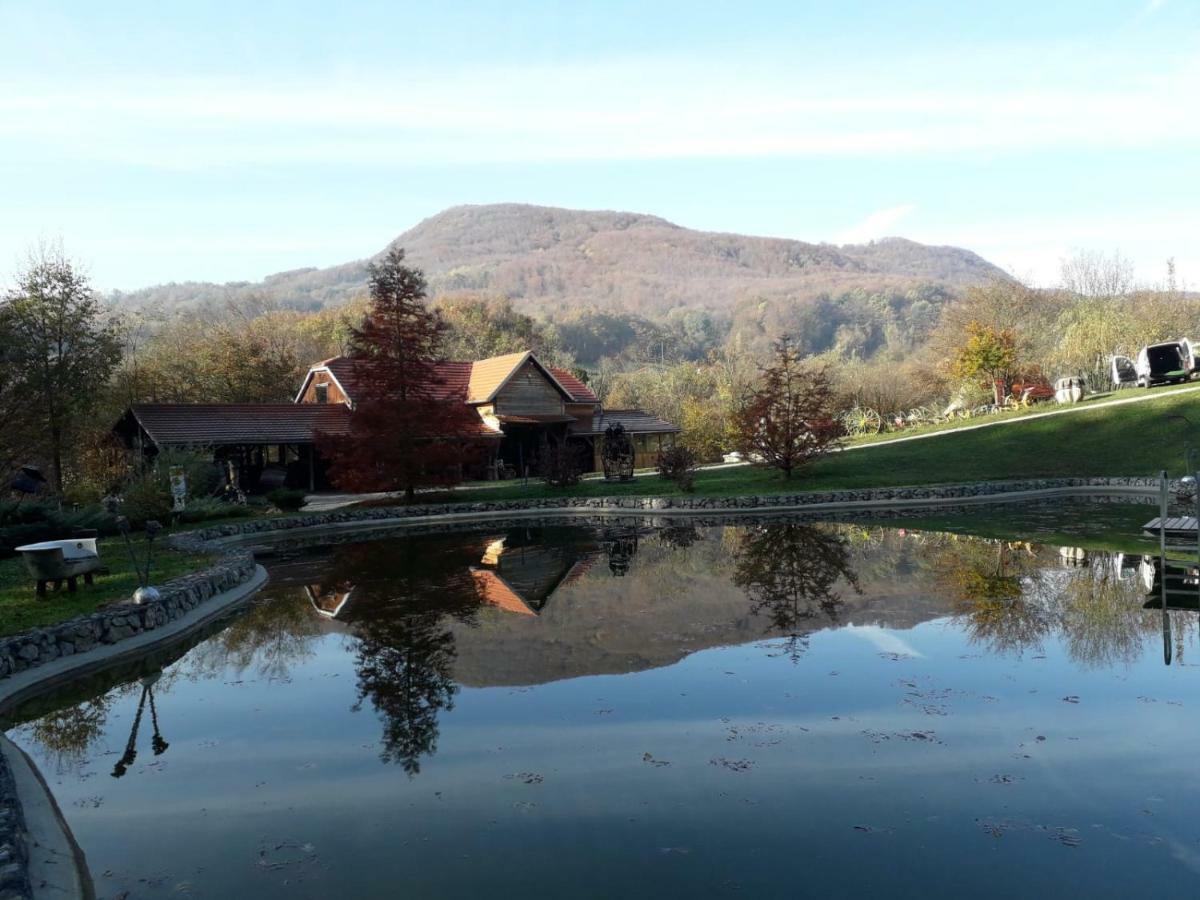 Country House With A Pool In Medvednica Nature Park Zagreb Bagian luar foto